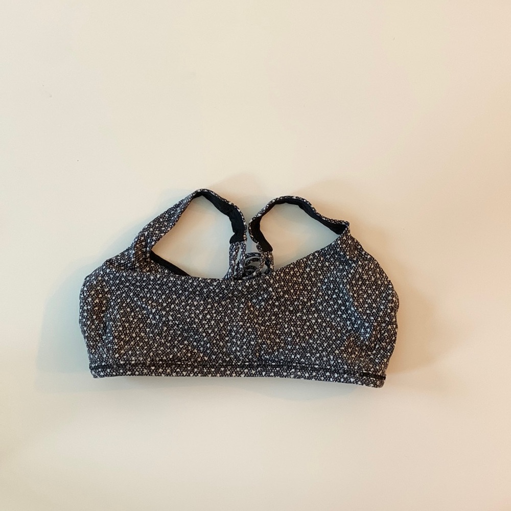 Lulu sports bra